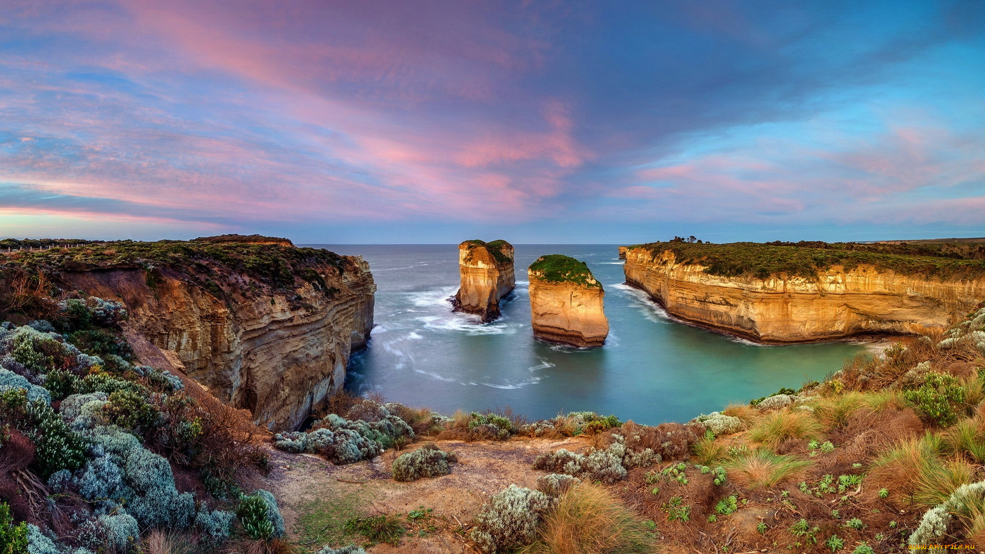 Few places on the planet rival australia. Национальный парк порт-Кэмпбелл, Виктория, Австралия. Национальный парк порт Кэмпбелл, Австралия. Двенадцать апостолов, национальный парк порт-Кэмпбелл, Австралия. Штат Виктория национальный парк порт-Кэмпбелл.